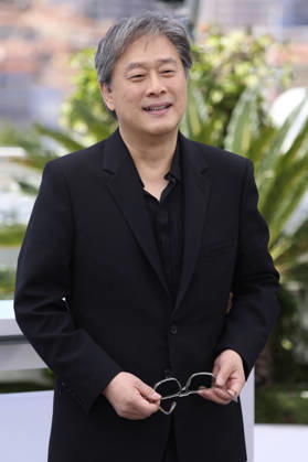 Park Chan-wook beim Photocall mit der Jury auf dem Festival de Cannes 2026 79 Internationale Filmfestspiele von Cannes am Palais des Festivals. Cannes, 12.05.2026