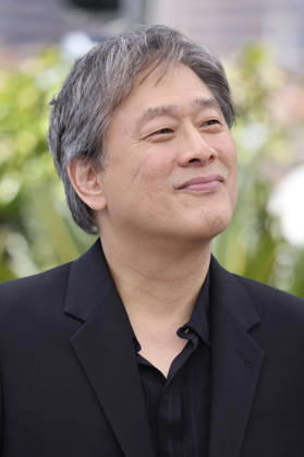 Park Chan-wook beim Photocall mit der Jury auf dem Festival de Cannes 2026 79 Internationale Filmfestspiele von Cannes am Palais des Festivals. Cannes, 12.05.2026