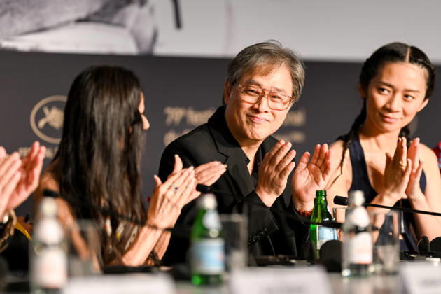 79ème Festival International du Film de Cannes Press conference with jury 79th International Cannes Film Festival Press junket with jury members 455832 2026 05 12 France Park, Chan Wook  Copyright: xEstellexCarlierx xStarfacex STAR_455832_005