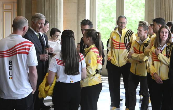 The King Receives The Belgian Winter Olympics And Paralympics Athletes BRUSSELS, BELGIUM - MAY 12 : King Philippe receives the Belgian athletes who represented our country at the Milan-Cortina Winter Olympics and Paralympics at Laeken Castle. The athletes support staff and representatives of the Belgian Olympic and Interfederal Committee (BOIC-COIB), the Belgian Paralympic Committee (BPC) and the relevant sports federations will also be present..on May 12, 2026 in Brussels, Belgium, 12 05 2026 Brussels Belgium  Copyright: xBertxVanxDenxBrouckex