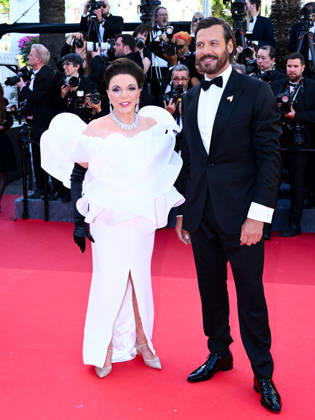 IPA84604094 - Cannes, 79th Cannes Film Festival 2026, opening red carpet Pictured: Joan Collins, Laurent Lafitte  Copyright: xTerenghi Ipa-Agency.netx xPoolxPhotoxEventsx07x 84604094
