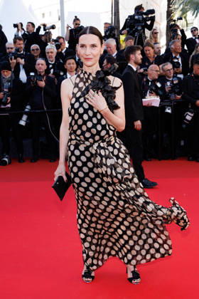 Géraldine Pailhas Montée des marches du film La vénus électrique pour la cérémonie douverture du 79ème Festival International du Film de Cannes, le 12 mai 2026 Jacovides Moreau Bestimage Red carpet for The electric kiss during the 79th Cannes International Film Festival Opening ceremony on May 12, 2026 Cannes France Copyright: xJACOVIDES-MOREAUx xBESTIMAGExJACOVIDES-MOREAUx xBESTIMAGEx