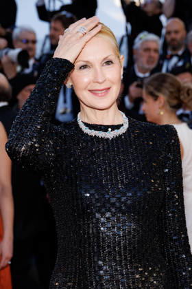 Kelly Rutherford Montée des marches du film La vénus électrique pour la cérémonie douverture du 79ème Festival International du Film de Cannes, le 12 mai 2026 Jacovides Moreau Bestimage Red carpet for The electric kiss during the 79th Cannes International Film Festival Opening ceremony on May 12, 2026 Cannes France  Copyright: xJACOVIDES-MOREAUx xBESTIMAGExJACOVIDES-MOREAUx xBESTIMAGEx