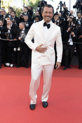 William Abadie Montée des marches du film La vénus électrique pour la cérémonie douverture du 79ème Festival International du Film de Cannes, le 12 mai 2026 Olivier Borde Bestimage Red carpet for The electric kiss during the 79th Cannes International Film Festival Opening ceremony on May 12, 2026 Cannes France Copyright: xOLIVIERxBORDEx xBESTIMAGExOLIVIERxBORDEx xBESTIMAGEx