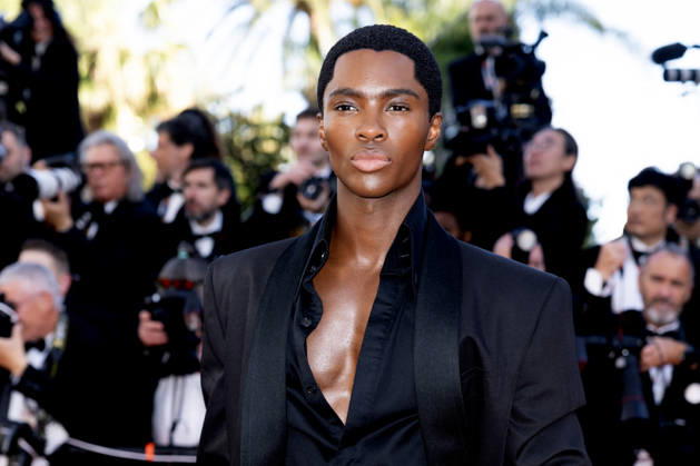 Alton Mason Montée des marches du film La vénus électrique pour la cérémonie douverture du 79ème Festival International du Film de Cannes, le 12 mai 2026 Olivier Borde Bestimage Red carpet for The electric kiss during the 79th Cannes International Film Festival Opening ceremony on May 12, 2026 Cannes France Copyright: xOLIVIERxBORDEx xBESTIMAGExOLIVIERxBORDEx xBESTIMAGEx