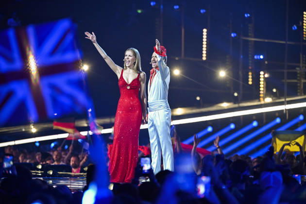 VIENNA, AUSTRIA 20260512 The presenters Victoria Swarovski and Michael Ostrowski during the semi-final 1 of the 70th edition of the Eurovision Song Contest ESC in the Wiener Stadthalle in Vienna, Austria, Tuesday, May 12, 2026 VIENNA AUSTRIA x10070x  Copyright: xJessicaxGow TTx EUROVISION 2026 SEMIFINAL 1 LdA0ufhivkU