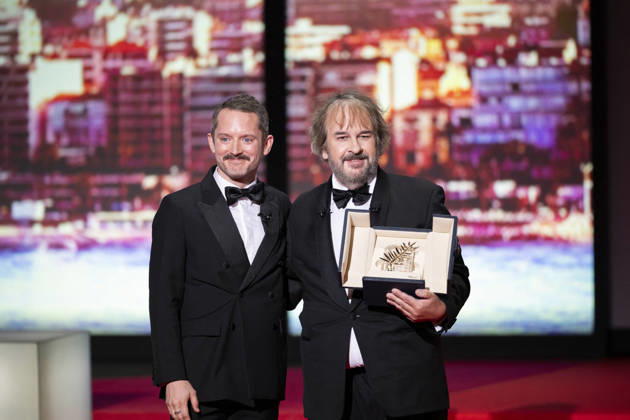 Cannes - Opening Ceremony EB US actor Elijah Wood and Peter Jackson during the Opening Ceremony as part of the 79th Cannes Film Festival in Cannes, France on May 12, 2026. Photo by Eliot Blondet ABACAPRESS.COM Cannes France France  Copyright: xBlondetxEliot ABACAx