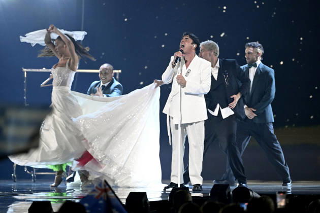 Sal Da Vinci representing Italy with the song Per sempre sÃ¬ during semi final 1 of the 70th Eurovision Song Contest ESC at the Wiener Stadthalle in Vienna, Austria, Tuesday 12 May 2026 VIENNA AUSTRIA x10070x  Copyright: xJessicaxGow TTx EUROVISION SONG CONTEST 2026 SEMI-FINAL 1 Em8J9qcleko