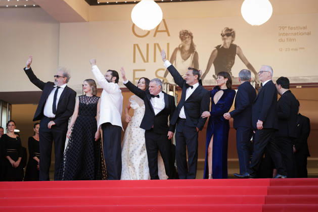 79ème Festival International du Film de Cannes Montée des marches douverture avec le film La Vénus Electrique 79th International Cannes Film Festival Opening Red Carpet with La Vénus Electrique movie Gustave de Kervern, Madeleine Baudot, Pio Marmai, Anaïs Demoustier, Pierre Salvadori, Gilles Lellouche and Vimala Pons 455852 2026 05 12  Copyright: xLionelxGuericolas MPPx STAR_455852_200