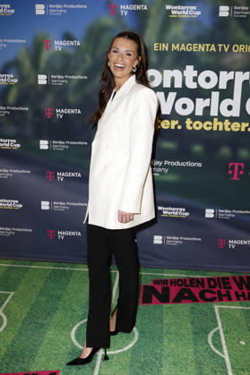 Laura Wontorra beim Premieren-Screening der Magenta TV Doku-Serie Wontorras World Cup - Vater. Tochter. WM. im Telekom Flagship Store. Hamburg, 12.05.2026