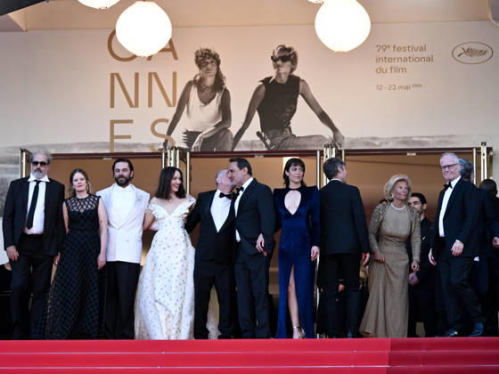 IPA84611230 - Cannes, 79th Cannes Film Festival 2026, Red Carpet di Apertura. Nella foto Gustave de Kervern, Vimala Pons, Pio MarmaÃ¯, Pierre Salvadori, AnaÃ¯s Demoustier, Gilles Lellouche and Madeleine Baudot  Copyright: xSimonexComix xPoolxPhotoxEventsx07x 84611230