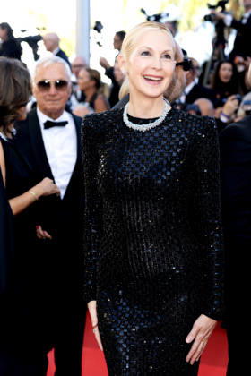 Kelly Rutherford Montée des marches du film La vénus électrique pour la cérémonie douverture du 79ème Festival International du Film de Cannes, le 12 mai 2026 Olivier Borde Bestimage Red carpet for The electric kiss during the 79th Cannes International Film Festival Opening ceremony on May 12, 2026 Cannes France Copyright: xOLIVIERxBORDEx xBESTIMAGExOLIVIERxBORDEx xBESTIMAGEx