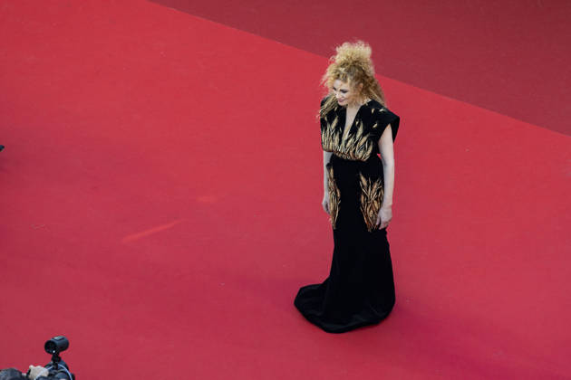 Miri Ben Ari Montée des marches du film La vénus électrique pour la cérémonie douverture du 79ème Festival International du Film de Cannes, le 12 mai 2026 Camilla Canalini Bestimage Red carpet for The electric kiss during the 79th Cannes International Film Festival Opening ceremony on May 12, 2026 Cannes France Copyright: xCamillaxCanalinix xBestimagexCamillaxCanalinix xBestimagex
