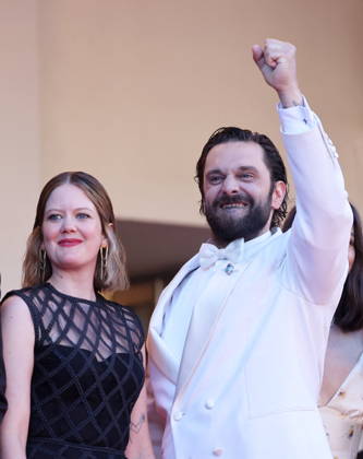 Madeleine Baudot et Pio Marmaï Montée des marches du film La vénus électrique pour la cérémonie douverture du 79ème Festival International du Film de Cannes, le 12 mai 2026 Jacovides Moreau Bestimage Red carpet for The electric kiss during the 79th Cannes International Film Festival Opening ceremony on May 12, 2026 Cannes France  Copyright: xJACOVIDES-MOREAUx xBESTIMAGExJACOVIDES-MOREAUx xBESTIMAGEx