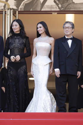 Opening Ceremony and La VÃ nus Electrique (The Electric Venus) Screening at the 79th Cannes Film Festival Park Chan-wook, Demi Moore and ChloÃ Zhao attend the opening ceremony and La VÃ nus Electrique (The Electric Venus) screening during the 79th annual Cannes Film Festival at Palais des Festivals on May 12, 2026 in Cannes, France.  Copyright: x Chassery+Courdjix