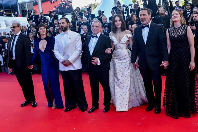 79ème Festival International du Film de Cannes Montée des marches douverture 79th Cannes International Film Festival Opening Ceremony And La Vénus Electrique The Electric Venus Premiere red carpet La Venus Electrique The Electyric Venus Cast on the red carpet Thomas Bohlen Starface 2026 05 12 455854 2026 05 12 Cannes France  Copyright: xThomasxBohlenx STAR_455854_038