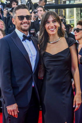 79ème Festival International du Film de Cannes Montée des marches douverture 79th Cannes International Film Festival Opening Ceremony And La Vénus Electrique The Electric Venus Premiere red carpet James Franco, Izabel Pakzad Thomas Bohlen Starface 2026 05 12 455854 2026 05 12 Cannes France  Copyright: xThomasxBohlenx STAR_455854_052