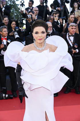 79th Cannes Film Festival Red Carpet Opening Night - part 2 Palais des Festivals - Cannes, France Joan Collins 79th Cannes Film Festival Red Carpet Opening Night - part 2 Palais des Festivals - Cannes, France 12th May 2026 SGPItalia id 134688_008 *Not Exclusive  Copyright: xSGPx