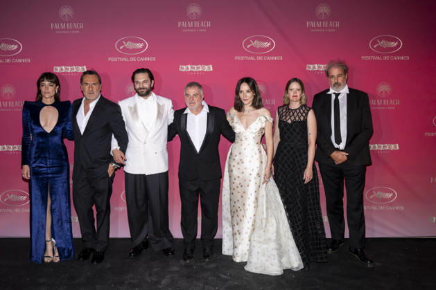 79th Cannes Film Festival Photocall Opening Dinner Palm Beach - Cannes, France Vimala Pons;Gilles Lellouche;Pio Marmai;Pierre Salvadori;Anais Demoustier;Madeleine Baudot;Gustave Kervern 79th Cannes Film Festival Photocall Opening Dinner Palm Beach - Cannes, France 12th May 2026 SGPItalia id 134688_009 *Not Exclusive  Copyright: xSGPx