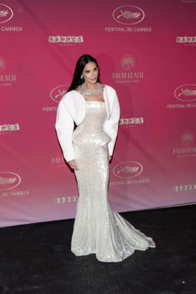 79th Cannes Film Festival Photocall Opening Dinner Palm Beach - Cannes, France Demi Moore 79th Cannes Film Festival Photocall Opening Dinner Palm Beach - Cannes, France 12th May 2026 SGPItalia id 134688_009 *Not Exclusive  Copyright: xSGPx