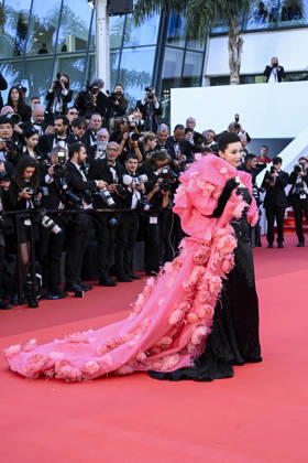 79th Cannes Film Festival Red Carpet Opening Night - part 1 Palais des Festivals - Cannes, France guest 79th Cannes Film Festival Red Carpet Opening Night - part 1 Palais des Festivals - Cannes, France 12th May 2026 SGPItalia id 134688_007 *Not Exclusive  Copyright: xSGPx