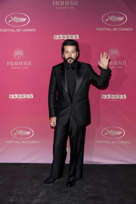 79th Cannes Film Festival Photocall Opening Dinner Palm Beach - Cannes, France Diego Luna 79th Cannes Film Festival Photocall Opening Dinner Palm Beach - Cannes, France 12th May 2026 SGPItalia id 134688_009 *Not Exclusive  Copyright: xSGPx