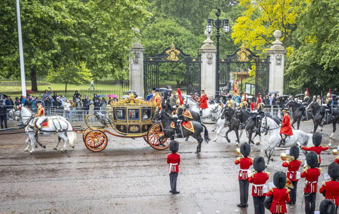 May 13, 2026, London, London, UK: London, UK. King Charles III and Queen Camilla ride The Irish State Coach on The Mall to The Palace of Westminster for the State Opening of Parliament. Today marks the formal start of the parliamentary year and sets out the government s agenda for the 2026-27 session, outlining proposed policies and legislation. London UK - ZUMAl94_ 20260513_zaf_l94_004 Copyright: xMarcinxNowakx