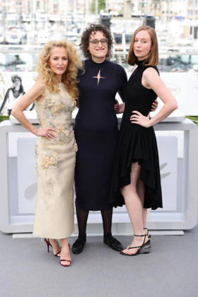 Cannes - Teenage Sex And Death At Camp Miasma Photocall Hannah Einbinder, Jane Schoenbrun and Gillian Anderson posing during Teenage Sex And Death At Camp Miasma photocall at the 79th annual Cannes Film Festival at Palais des Festivals on May 13, 2026 in Cannes, France. Photo by Jerome Domine ABACAPRESS.COM Cannes France  Copyright: xDominexJerome ABACAx