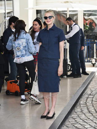 IPA84627366 - Cannes, 79th Cannes Film Festival 2026, giorno 1 - uscite e arrivi vip dagli hotel - Nella foto: Kelly Ruherford  Copyright: xSimonexComix xPoolxPhotoxEventsx07x 84627366