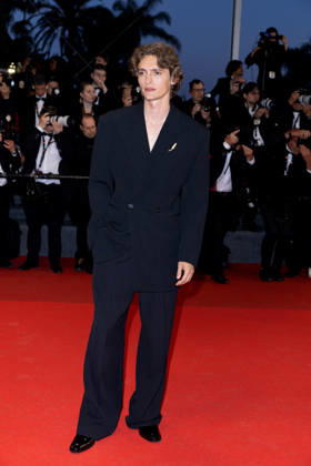 Vassili Schneider Montée des marches du film Labandon lors du 79ème Festival International du Film de Cannes, le 13 mai 2026 Olivier Borde Bestimage Red carpet for Forsaken at the 79th Cannes International Film Festival on May 13, 2026 Cannes France  Copyright: xOLIVIERxBORDEx xBESTIMAGExOLIVIERxBORDEx xBESTIMAGEx