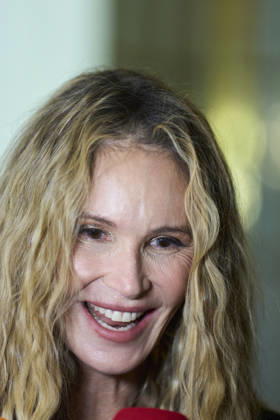 May 13, 2026, Madrid, Madrid, Spain: Elle Macpherson attends Prix dÃ¢â‚¬â ¢Excellence de la Beaute red carpet at Real Casino on May 13, 2026 in Madrid, Spain Madrid Spain - ZUMAg15_ 20260513_zaf_g15_073 Copyright: xJackxAbuinx