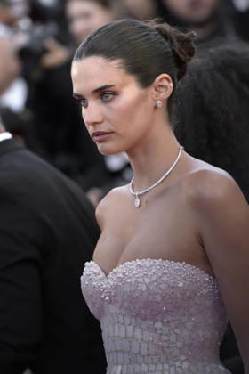 Sara Sampaio attends the opening ceremony and La VÃ nus Electrique (The Electric Venus) screening during the 79th annual Cannes Film Festival at Palais des Festivals in Cannes, France on Wednesday, May 13, 2026.  CAN20260513219 RoccoxSpaziani