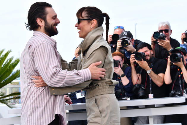 79th Cannes International Film Festival Photocall du film La Vénus Electrique 79th Cannes International Film Festival LA VENUS ELECTRIQUE photocall Vimala Pons, Pio Marmaï pose during La Vénus Electrique The Electric Kiss photocall at the 79th annual Cannes Film Festival at Palais des Festivals Thomas Bohlen Starface 2026 05 12 455951 2026 05 13 Cannes France  Copyright: xThomasxBohlenx STAR_455951_025
