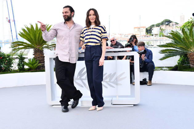 79th Cannes International Film Festival Photocall du film La Vénus Electrique 79th Cannes International Film Festival LA VENUS ELECTRIQUE photocall Pio Marmaï, Anaïs Demoustier pose during La Vénus Electrique The Electric Kiss photocall at the 79th annual Cannes Film Festival at Palais des Festivals Thomas Bohlen Starface 2026 05 12 455951 2026 05 13 Cannes France  Copyright: xThomasxBohlenx STAR_455951_058