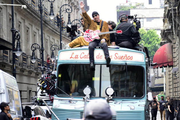 May 13, 2026, Mexico City, Ciudad de Mexico, Mexico: The Edge, guitarist of the Irish band U2, at the filming set for the upcoming music video Street of Dreams in Mexico City Downtown. on May 13, 2026 in Mexico City, Mexico. Mexico City Mexico - ZUMAe321 20260513_zea_e321_009 Copyright: xLuisxBarronx