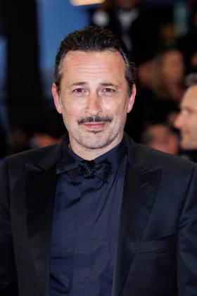 Michaël Cohen Montée des marches du film Labandon lors du 79ème Festival International du Film de Cannes, le 13 mai 2026 Jacovides Moreau Bestimage Red carpet for Forsaken at the 79th Cannes International Film Festival on May 13, 2026 Cannes France Copyright: xJACOVIDES-MOREAUx xBESTIMAGExJACOVIDES-MOREAUx xBESTIMAGEx