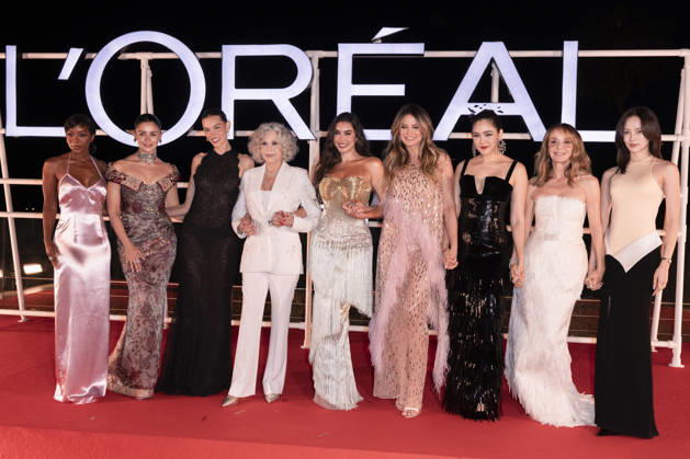 Cannes L Oréal Paris - Women of Worth Dinner MP Cannes, France- May 13: Charlotte Cardin, Heidi Klum, Aja Naomi King, Jane Fonda, Nychaa, Alia Bhatt, Araya Hargate, Philippine Leroy-Beaulieu, Yasmine Sabri attend the L Oréal Paris - Women of Worth Dinner held at Hotel Martinez during 79th Festival of Cannes, on May 13, 2026 in Cannes, France. Photo by Marco Piovanotto ABACAPRESS:COM Cannes France Copyright: xPiovanottoxMarco ABACAx