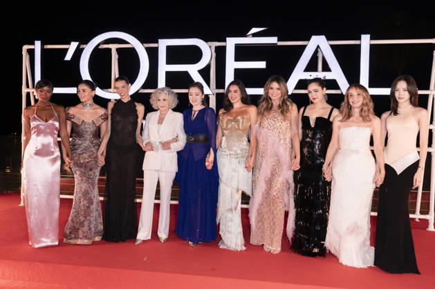 Cannes L Oréal Paris - Women of Worth Dinner MP Cannes, France- May 13: Charlotte Cardin, Heidi Klum, Aja Naomi King, Jane Fonda, Nychaa, Alia Bhatt, Araya Hargate, Philippine Leroy-Beaulieu, Yasmine Sabri, Gong Li attend the L Oréal Paris - Women of Worth Dinner held at Hotel Martinez during 79th Festival of Cannes, on May 13, 2026 in Cannes, France. Photo by Marco Piovanotto ABACAPRESS:COM Cannes France Copyright: xPiovanottoxMarco ABACAx