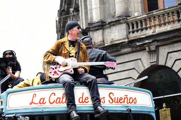 May 13, 2026, Mexico City, Ciudad de Mexico, Mexico: The Edge, guitarist of the Irish band U2, at the filming set for the upcoming music video Street of Dreams in Mexico City Downtown. on May 13, 2026 in Mexico City, Mexico. Mexico City Mexico - ZUMAe321 20260513_zea_e321_022 Copyright: xLuisxBarronx