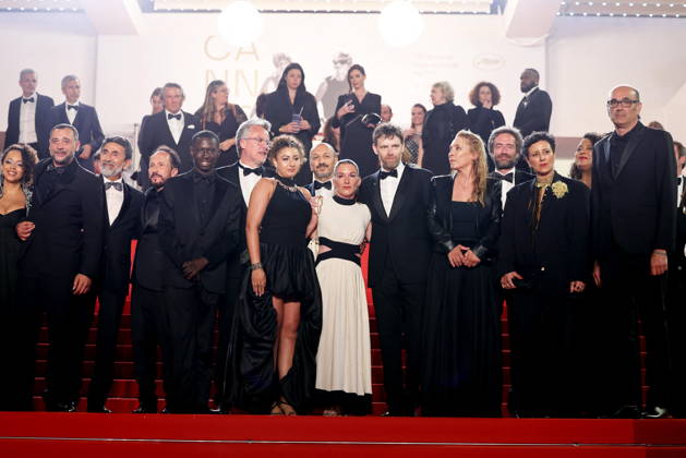 Sandy Lewis Godefroy, Nedjim Bouizzoul, guest, Azize Kabouche, guest, Diamadoua Sissoko, François Kraus, Emma Boumali, Mickaëlle Paty sister of Samuel Paty , Antoine Reinartz, Emmanuelle Bercot, Mounira Barbouch, Ahlam Slama, Vincent Garenq Descente des marches du film Labandon lors du 79ème Festival International du Film de Cannes, le 13 mai 2026 Jacovides Moreau Bestimage People leaving the red carpet for Forsaken at the 79th Cannes International Film Festival on May 13, 2026 Cannes France Copyright: xJACOVIDES-MOREAUx xBESTIMAGExJACOVIDES-MOREAUx xBESTIMAGEx