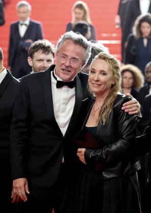 François Kraus, Emmanuelle Bercot Descente des marches du film Labandon lors du 79ème Festival International du Film de Cannes, le 13 mai 2026 Jacovides Moreau Bestimage People leaving the red carpet for Forsaken at the 79th Cannes International Film Festival on May 13, 2026 Cannes France  Copyright: xJACOVIDES-MOREAUx xBESTIMAGExJACOVIDES-MOREAUx xBESTIMAGEx