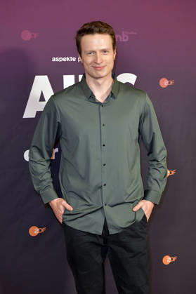 Max Rogall bei der Preview der ZDF-Dokuserie AIDS - In Zeiten der Liebe im Kino International. Berlin, 13.05.2026