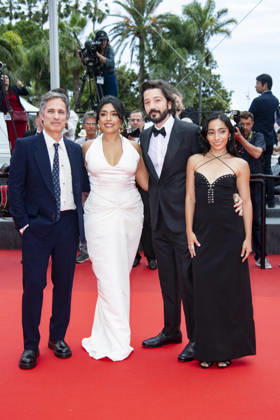 79th Cannes Film Festival Red Carpet of the movie -Nagi Notes- Palais des Festivals - Cannes, France Gael Garcia Bernal;Adriana Paz;Diego Luna;Anna Diaz 79th Cannes Film Festival Red Carpet of the movie -Nagi Notes- Palais des Festivals - Cannes, France 13th May 2026 SGPItalia id 134688_017 *Not Exclusive  Copyright: xSGPx