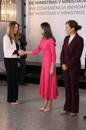 Queen Letizia presides over the inauguration of the XVII Ibero-American Conference of Ministers of Health Queen Letizia and the Minister of Health, Mónica García, arrive at the inauguration of the XVII Ibero-American Conference of Ministers of Health at the Teatro Real in Madrid, on May 14, 2026, in Madrid Spain QUEEN LETIZIA HEALTH MINISTERS HEALTH 14 MAY 2026 José Madrid Madrid Madrid Spain Copyright: xJosà xRuizx 7521948