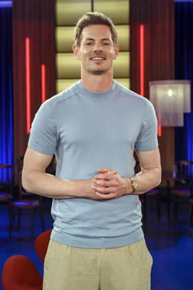 Alex Schlüter bei der Aufzeichnung der WDR-Talkshow Kölner Treff im WDR Studio BS 3. Köln, 13.05.2026