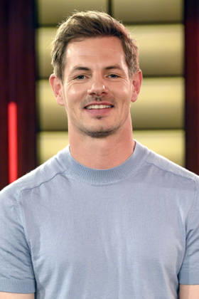 Alex Schlüter bei der Aufzeichnung der WDR-Talkshow Kölner Treff im WDR Studio BS 3. Köln, 13.05.2026