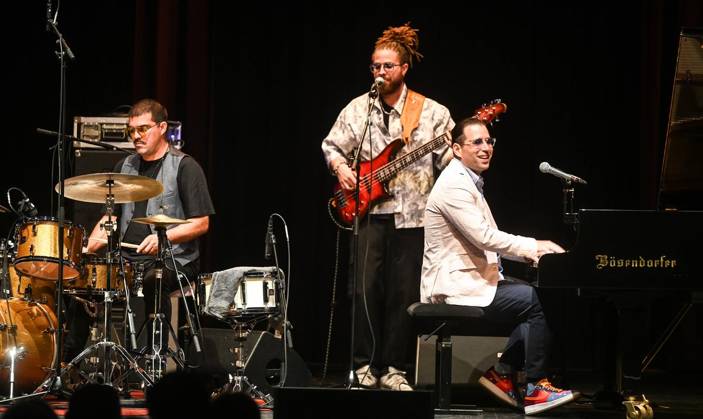 ** NUR FÜR REDAKTIONELLE ZWECKE ** EDITORIAL USE ONLY **<p>Pianist Alfredo Rodriguez tritt am Mittwoch, 13. Mai 2026, mit seinem Trio in Dinslaken auf. Das Alfredo Rodriguez Trio wird vervollständigt durch Michael Olivera am Schlagzeug und Yarel Hernandez am Bass. Das Klavierfestival Ruhr gastiert zum ersten Mal in Dinslaken. Dinslaken Copyright: MarkusxWeissenfels