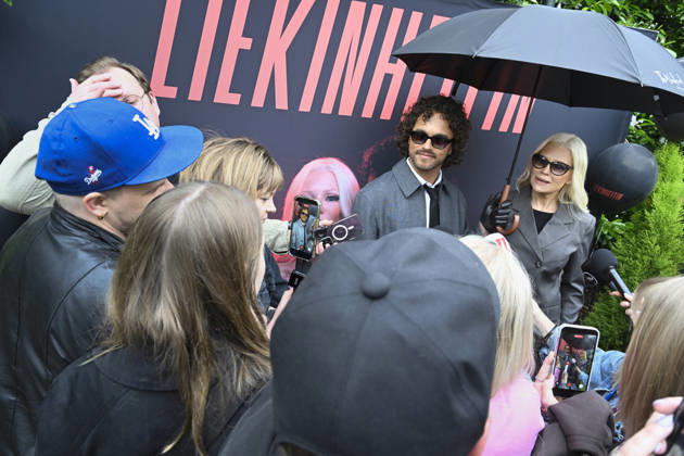LKS 20260514 Finland s entry to the Eurovision Song Contest 2026, Linda Lampenius (right) and Pete Parkkonen during their press conference in Vienna, Austria, on May 14, 2026. - HEIKKI SAUKKOMAA Wien Austria  Copyright: xHeikkixSaukkomaax 2ilEu7KBGms