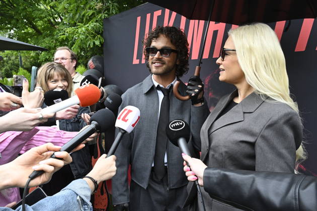 LKS 20260514 Finland s entry to the Eurovision Song Contest 2026, Linda Lampenius (right) and Pete Parkkonen during their press conference in Vienna, Austria, on May 14, 2026. - HEIKKI SAUKKOMAA Wien Austria  Copyright: xHeikkixSaukkomaax TEADhGJNae4