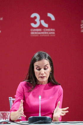 Queen Letizia attends Opening of the 17th Ibero-American Conference of Health Ministers Queen Letizia of Spain attends Opening of the 17th Ibero-American Conference of Health Ministers at Royal Theatre on May 14, 2026 in Madrid, Spain Photo by IMAGO MPG Madrid Royal Theatre Madrid Spain  Copyright: xMPGx